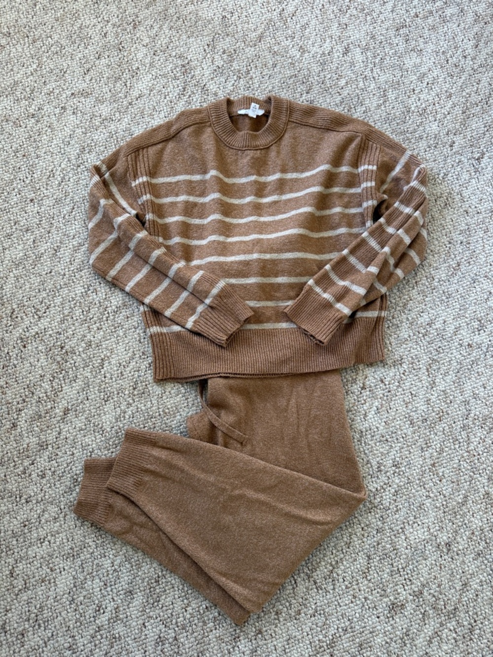 Jogger Style Knit Sweater Set